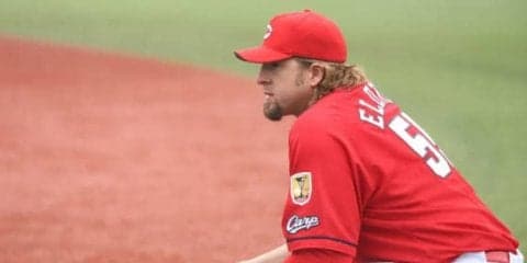 元広島エルドレッド氏、“カープギター”で熱唱にファン感激「泣ける」「カープ愛が…」