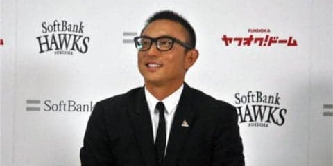 川崎宗則、“二刀流”で特別試合出場！最速140キロ＆三塁打で台湾ファン魅了