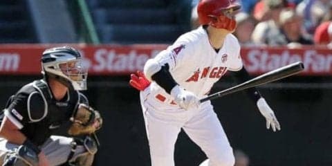 【MLB】大谷翔平の“右手一本”16号にファン大興奮　「クレイジーなくらい力強い」