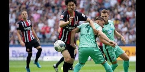 長谷部誠も太鼓判。ブンデス復帰の鎌田大地は「このチームでやれる」