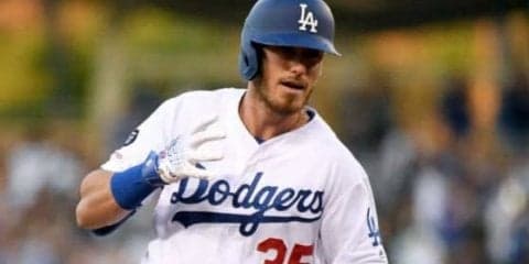 【MLB】あ、ズボン脱げちゃった…　ド軍主砲を襲ったハプニングにファン爆笑「これは最高」