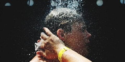 運動後の温冷交代浴は疲労回復効果が高い。パナソニックと福岡教育大学が実証実験