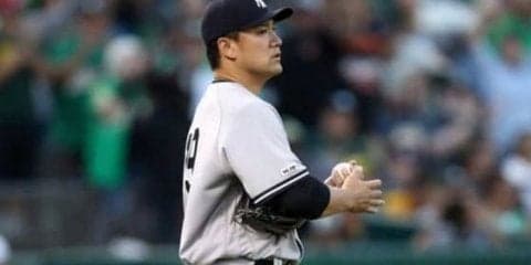 【MLB】田中将大、6回5失点で7敗目も地元メディアは拙守を指摘　「タナカの足を引っ張って…」