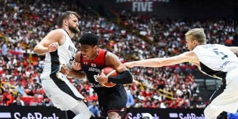 バスケ日本代表が強豪ドイツと激突、攻守ともに圧倒されながらも粘って逆転勝利！