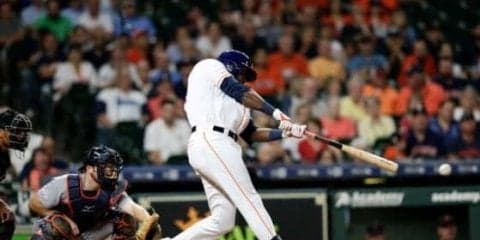 【MLB】ボード破壊特大弾に米驚愕　アストロズ22歳のパワーに同僚「やばいよね」