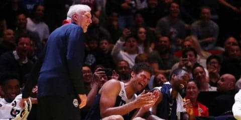 シドニーで起こった謎の『ブルック・ロペス・フィーバー』にポポビッチも根負け