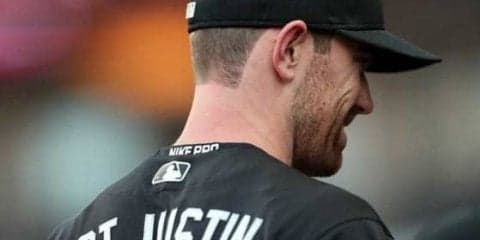 【MLB】人気歌手J・ビーバーが同姓右腕に粋な計らい　特製ユニ「シェーンじゃない方」