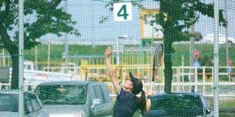 【テニス部女子】それぞれが挑んだ夏関　見事初戦突破！