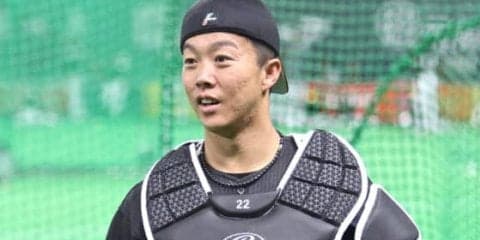 31日の公示　日本ハムが鶴岡を登録　ロッテは佐々木、DeNAは平田を登録