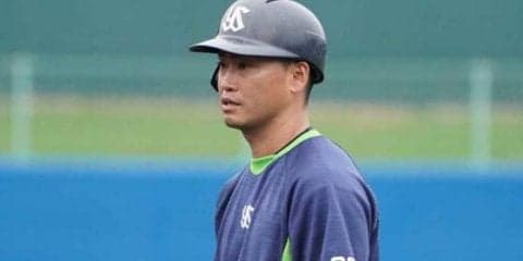 ヤクルト青木、負傷交代のアクシデント　死球受けてその裏の守備で退く