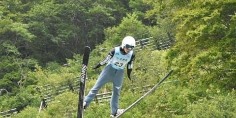 丸山が２位入賞　強者ぞろいのなか奮闘を見せる／妙高サマージャンプ