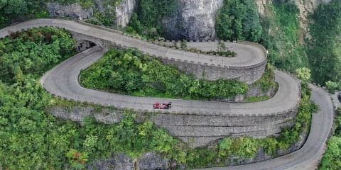 フォルクスワーゲン、ID.Rで史上初の天門山タイムアタック成功