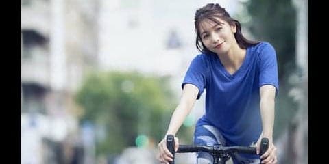 傳谷英里香がトライアスロンに挑戦。プロに学ぶウェア、アイテムの選び方