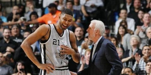 愛弟子ダンカンと共に壇上に立つため、殿堂入り選出を固辞し続けたポポヴィッチ