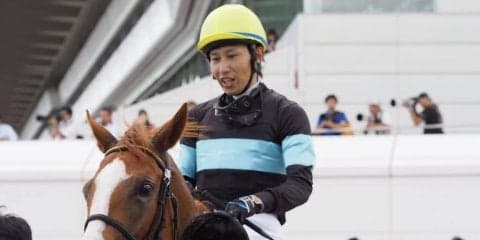 【新馬/中山5R】田辺「成長の段階」シャインガーネットがデビューV！