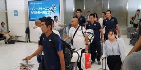 【U-18W杯】侍U-18代表、1日遅れで約2週間ぶりに日本に無事到着　前日は台風余波で飛行機飛ばず
