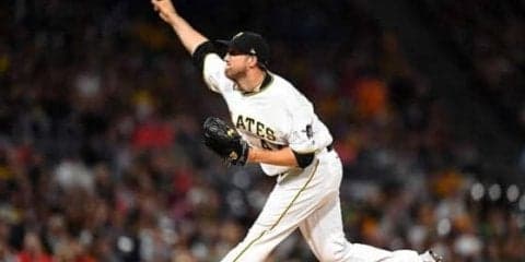 韓国・斗山のリンドブロムに鷹、西武ら日米8球団熱視線　今季20勝で投手4冠の右腕