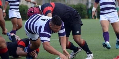 成蹊を下し連勝　２１トライの猛攻を見せる