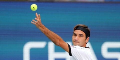 フェデラーのサーブは女子トップ選手たちから人気「アドバイスが欲しいわ」