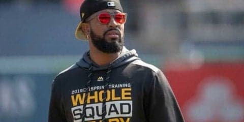 【MLB】淫行容疑逮捕のパ軍バスケス、試合中に13歳少女をナンパ？「ブルペンで出会い…」