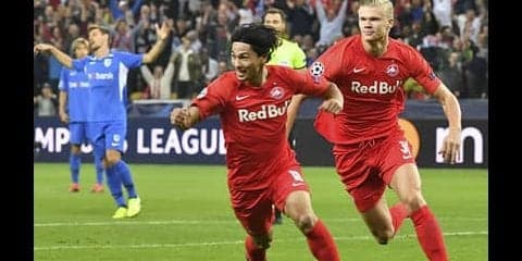 CLデビュー戦で悲喜交々。南野拓実は胸を張り、伊東純也はうなだれた