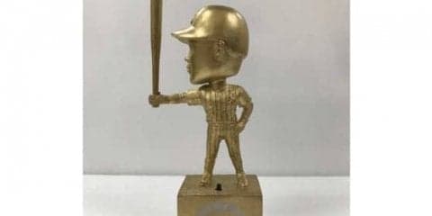 ロッテ、福浦引退記念グッズ全63種類を販売へ「目玉はフィギュア」