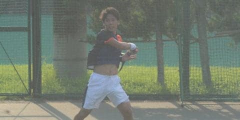 【テニス（男子）】シングルス下位が踏ん張り、明大に辛勝／関東大学テニスリーグ　明大戦