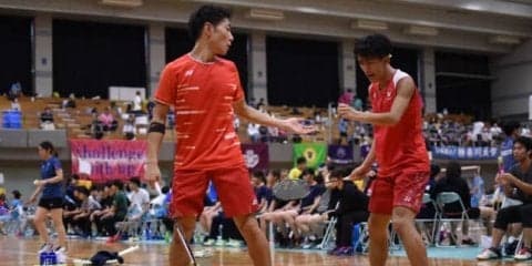 ダブルス陣の活躍で男女ともに勝利！女子は優勝の望みをつないだ