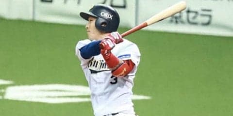 オリ安達は右頬骨の打撲　ソフトバンク戦の8回に牽制球が右頬を直撃し交代