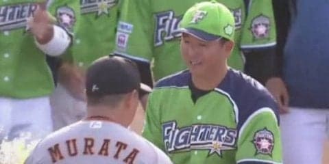 日ハム實松、現役引退で8度宙に舞う　“涙”の両軍胴上げ「感謝。今までありがとう」