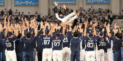 西武・辻監督、10度宙を舞う！　21年ぶりパ連覇、昨季CS敗退の屈辱晴らす逆転V