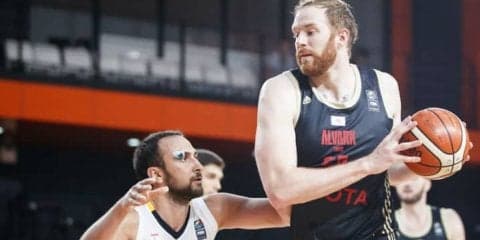 アジア王者を目指すアルバルク東京、リバウンドで圧倒するも相手の堅守を崩せず