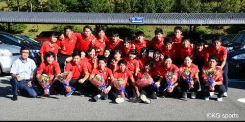 【ゴルフ部女子】リーグ戦５位で終幕。４年生笑顔で引退