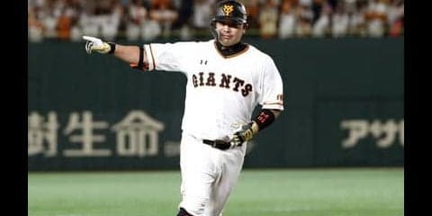 阿部慎之助は強肩強打だけじゃない。捕球技術も超一流で捕手の手本だ