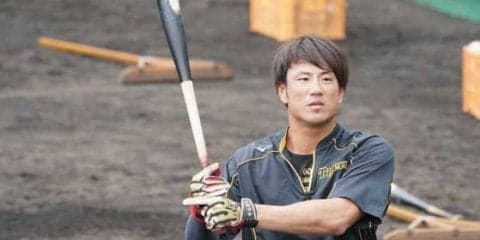 阪神が先制！　4回に一挙4点を奪う猛攻　残り3戦全勝で2年ぶりCSへ