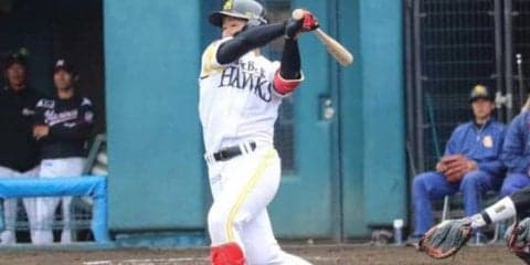 鷹ドラ3の野村大樹がプロ初打席初安打　守備から登場し、最初の打席で快音