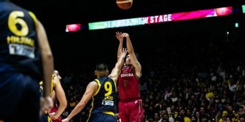 川崎ブレイブサンダースがタフなバスケットを展開して宇都宮ブレックスに快勝！