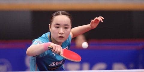 伊藤美誠、4強入り　中国期待の20歳に完勝＜卓球・スウェーデンオープン＞