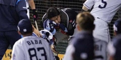 ソフトバンク高谷、右顎下の裂傷で6針縫合　飛球を追って棚に右顎下を強打し出血