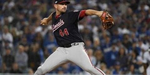 【MLB 優勝決定S】ナ軍右腕の“父親休暇”取得をマ軍元社長が非難も…“炎上”「本当に最低な考え」