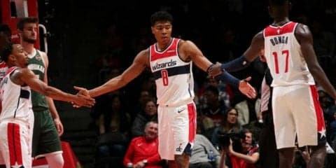 プレシーズン3試合目、八村塁は10得点12リバウンドのダブルダブルも課題も露呈