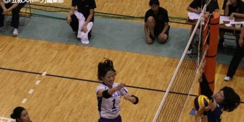 【女子バレーボール部】安定感あるプレーで白星４つ目！２部昇格まであと少し！
