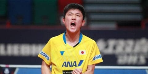 張本智和、大逆転ならずも日本男子最高のベスト8＜卓球・ドイツオープン＞
