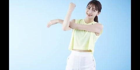 傳谷英里香さん、片手クロールで泳いでみた。「正しい動きを覚えやすい！」