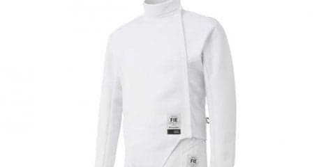 デサント、日本製のフェンシング競技ウエアを開発