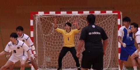 【ハンドボール部】守護神・荻原、最後のリーグ戦も“らしさ”全開で勝利に貢献 「全員で楽しむのが立教」