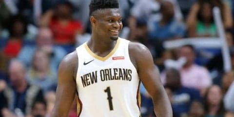 ドラフト1位のザイオン・ウィリアムソンが右膝負傷、NBA公式戦デビューはお預け