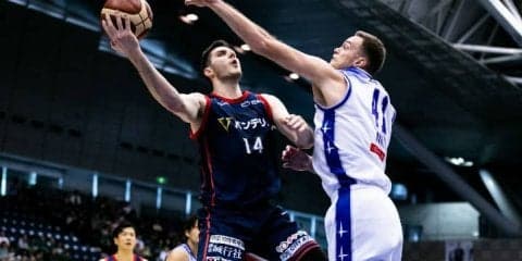 横浜ビー・コルセアーズ、『走って守る』バスケをチーム一丸で遂行して島根を撃破