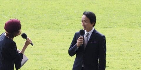 ディープインパクトの装蹄師・西内荘が東京競馬場でトークショー出演！「走る馬は蹄が薄い」‬