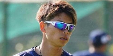 オリ山岡の貴重な「球場入り私服」にファン悶絶「かっこよすぎです」「神」